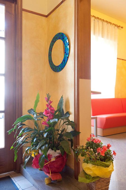 Hotel Dolly - image 4