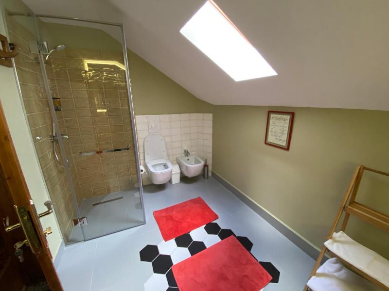 Deluxe Family Room image 2