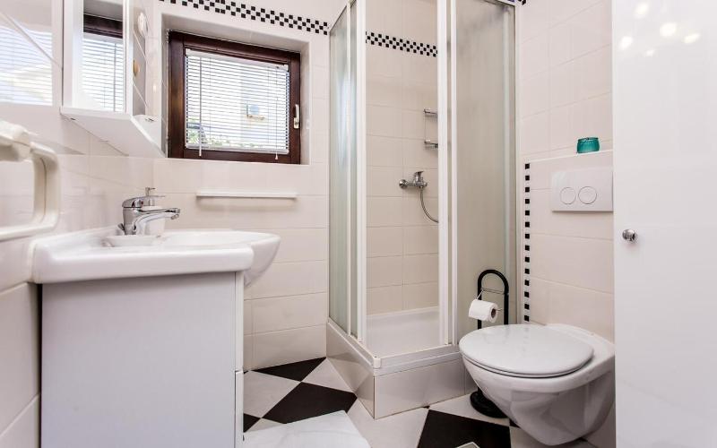Two-Bedroom Apartment with Terrace image 2