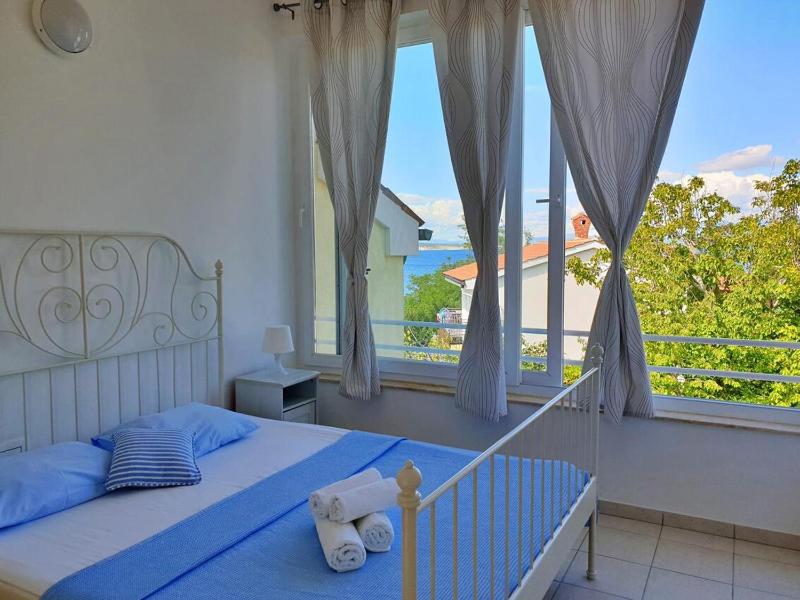 Two-Bedroom Apartment with Terrace image 3