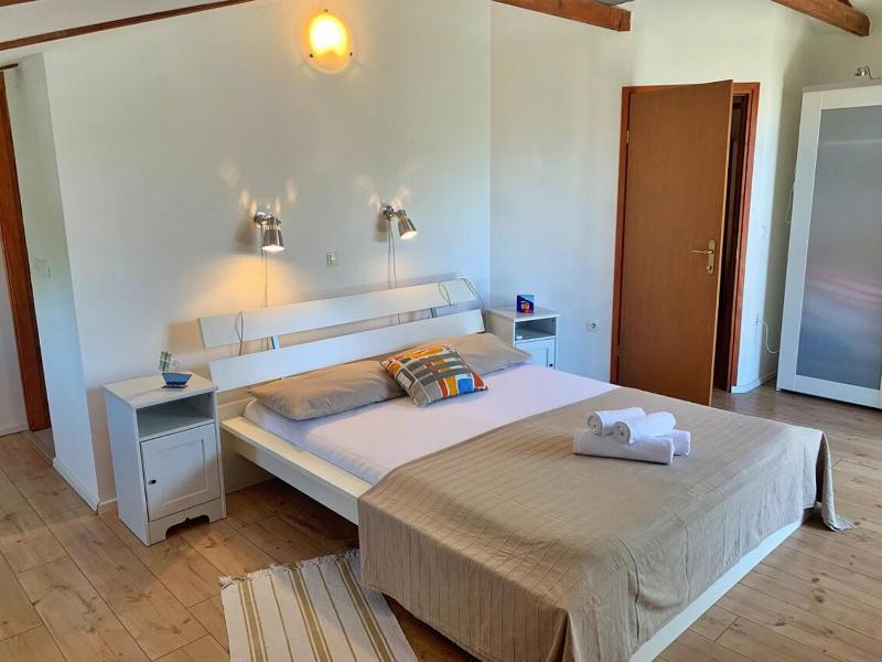 Two-Bedroom Apartment with Terrace and Sea View image 3