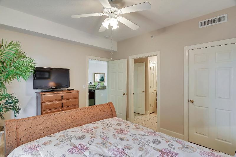 Two-Bedroom Apartment image 3