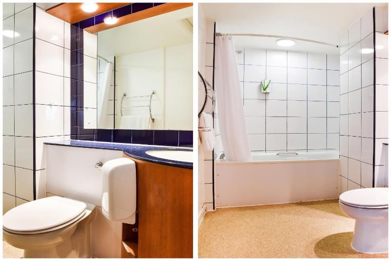 Standard Twin Room image 3
