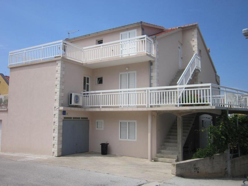 Room in Hvar town with sea view terrace air conditioning Wi-Fi (3666-3) - image 8