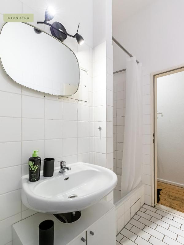 Standard Suite image 4