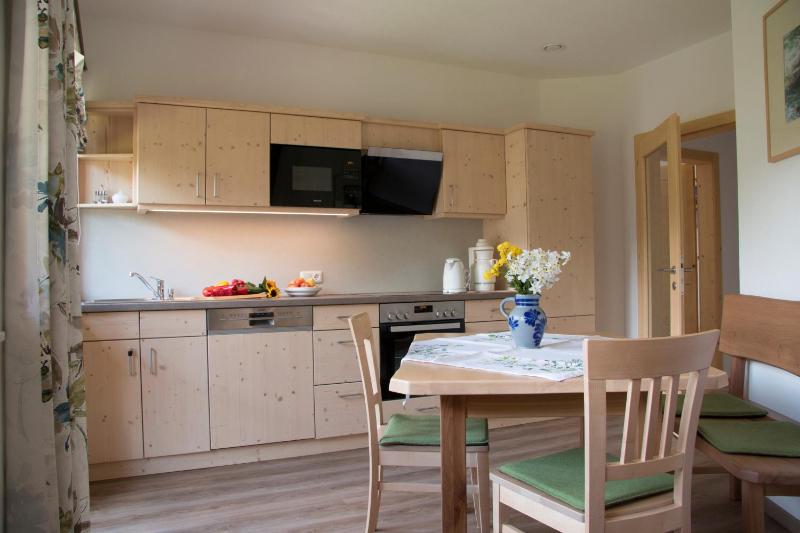 Deluxe Double Room with Balcony image 3