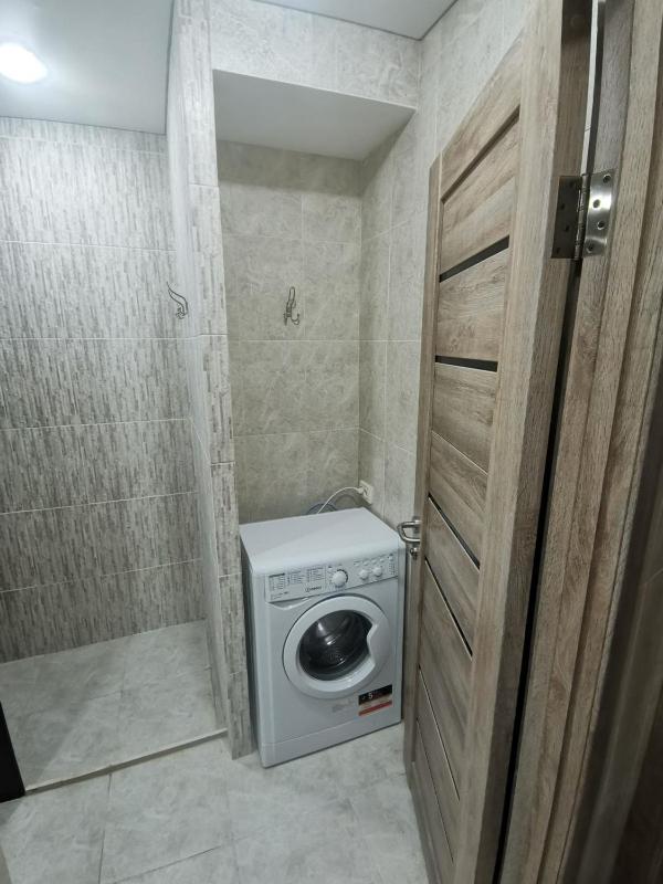 Studio Apartment image 4