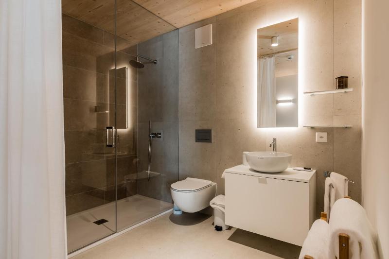 Deluxe Apartment image 3