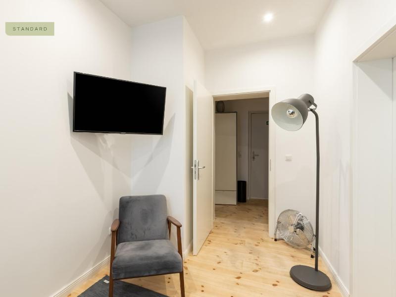 Standard Suite image 3