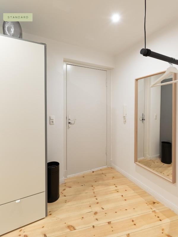 Standard Suite image 4