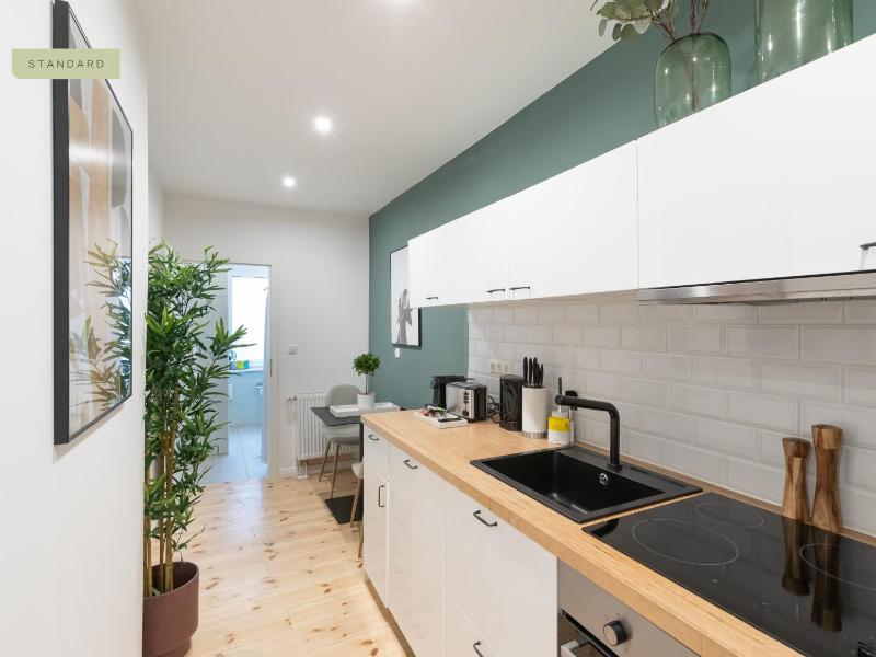Standard Suite image 2
