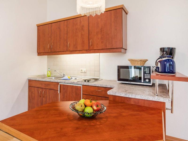 One-Bedroom Apartment image 3