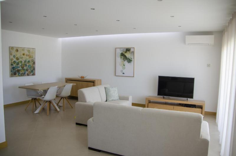 Apartment image 2