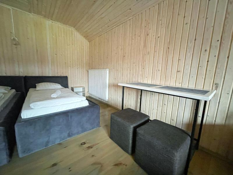 Quadruple Room with Bathroom image 2