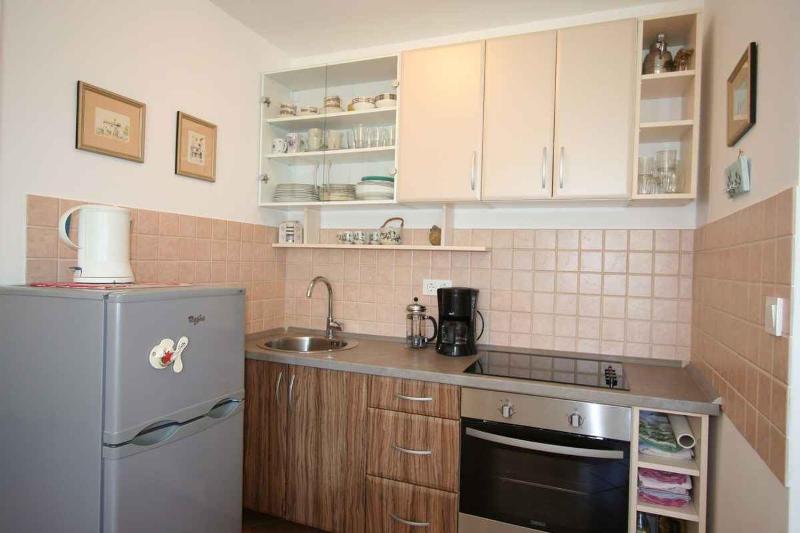 Apartment 2 image 1