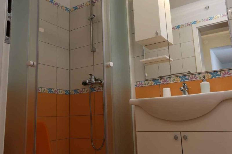 Apartment 1 image 2