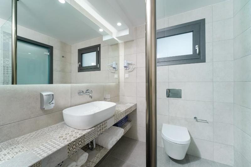 Triple Room image 4