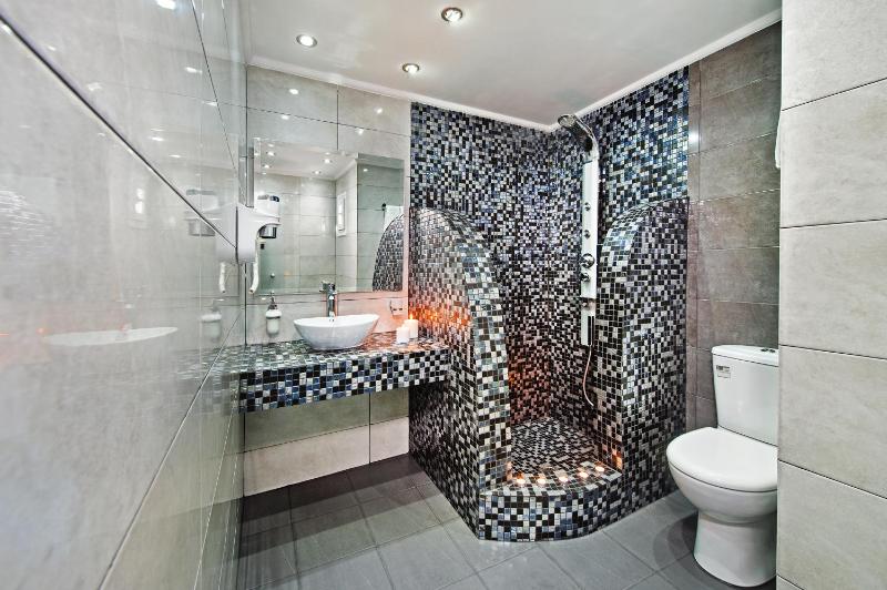 Junior Suite image 2
