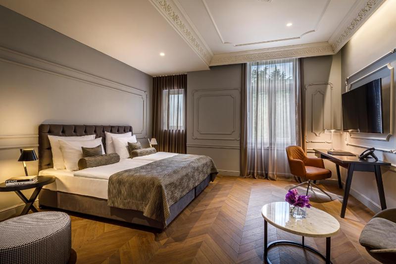 Suite with Sauna image 1