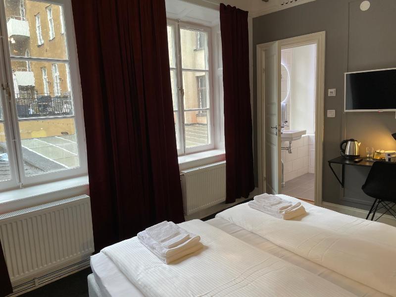 Unique Hotel Jungfrugatan - image 2