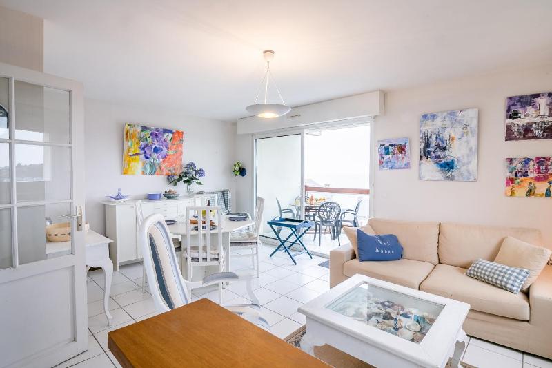 Two-Bedroom Apartment image 4