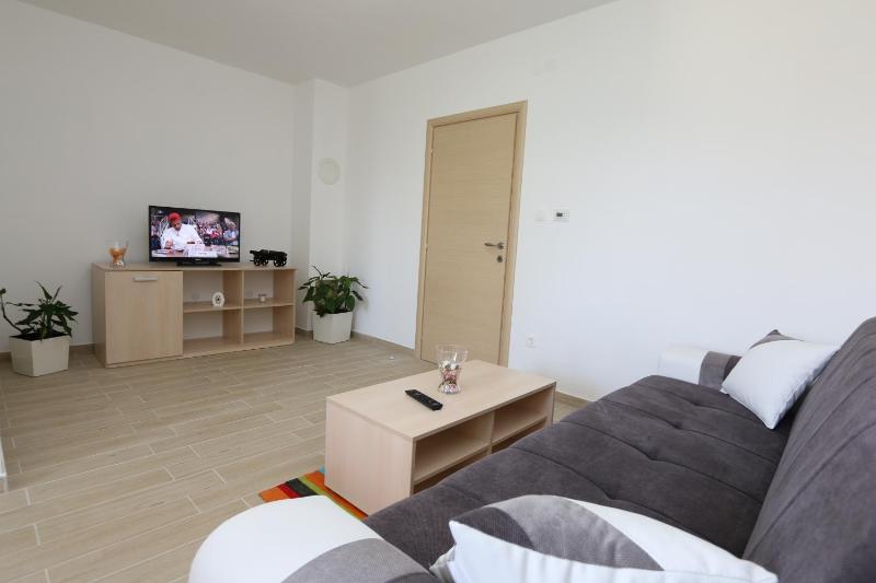 Two-Bedroom Apartment with Sea View image 2