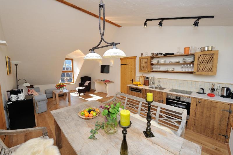 Two-Bedroom Apartment with Terrace image 4
