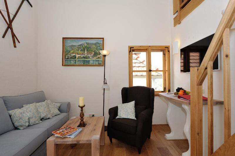 Duplex Three-Bedroom Apartment with Terrace image 4