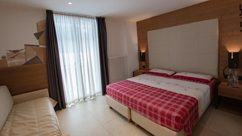 Deluxe Room image 1