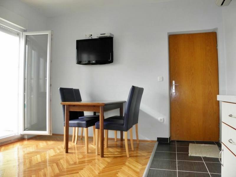 Apartment in Duce with sea view terrace air conditioning Wi-Fi (4166-4) - image 16