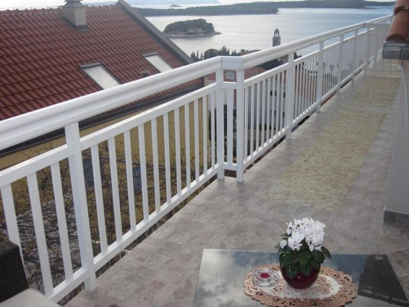 Apartment in Hvar town with sea view terrace air conditioning W-LAN (3666-5) - image 45