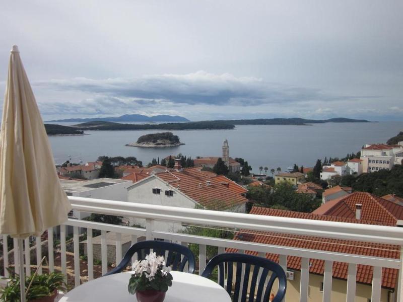 Apartment in Hvar town with sea view terrace air conditioning W-LAN (3666-5) - image 18
