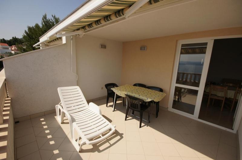 Apartment 75-7 - image 43