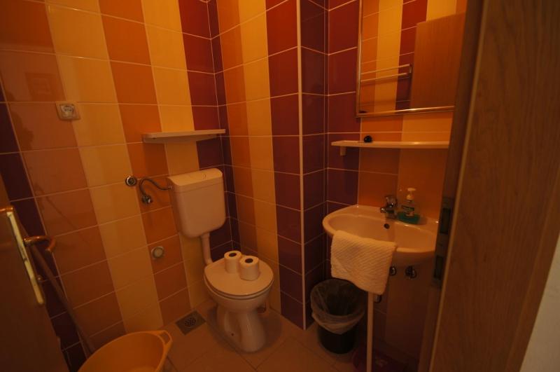Apartment 75-7 - image 45