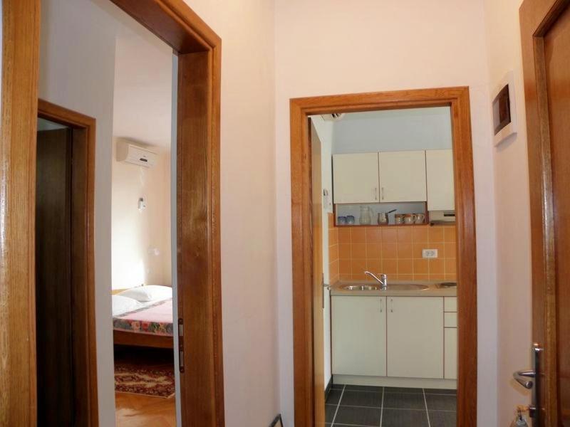 Apartment in Duce with sea view terrace air conditioning Wi-Fi (4166-2) - image 13