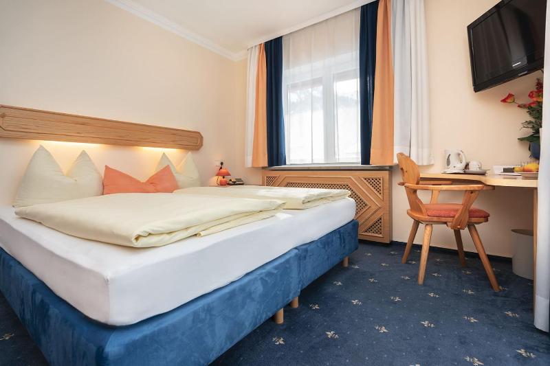 Superior Double Room image 2
