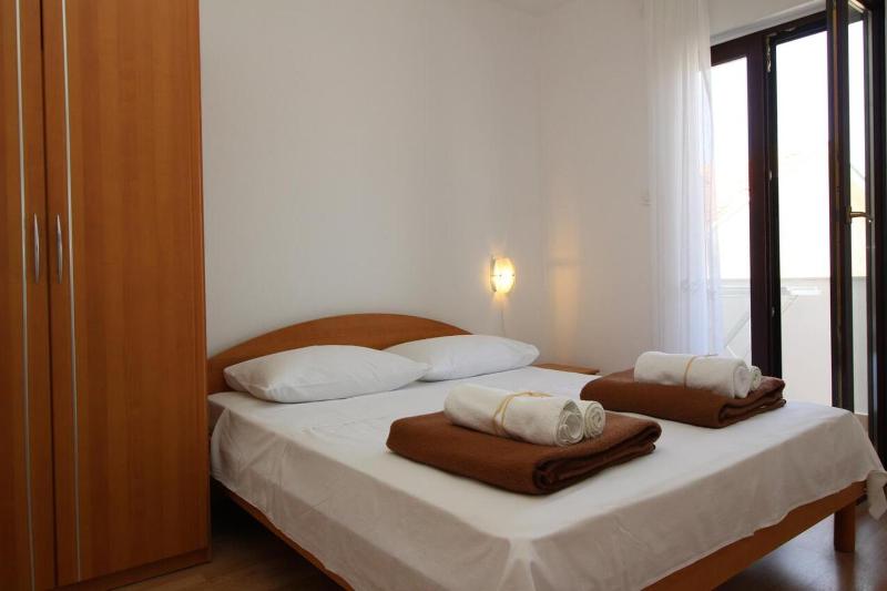 Two-Bedroom Apartment with Terrace and Sea View image 2