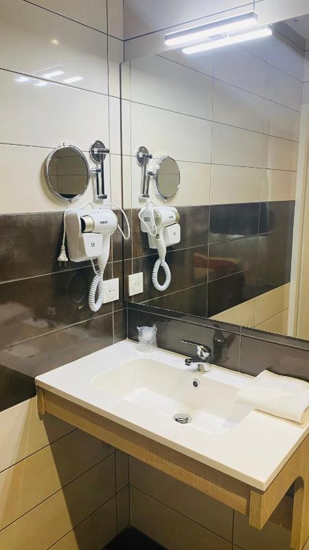 Superior Double Room image 2