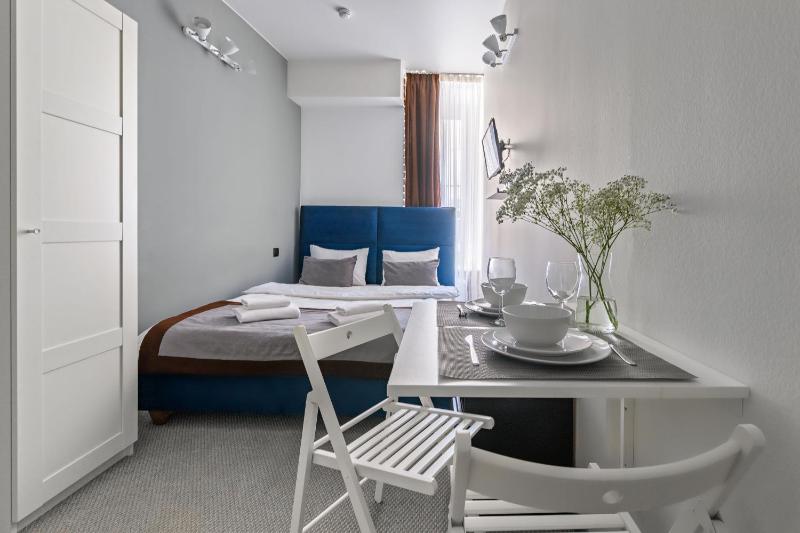Double Room with City View image 1