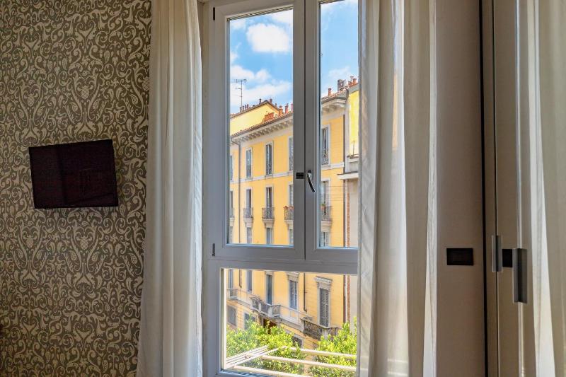 Superior Double Room image 1