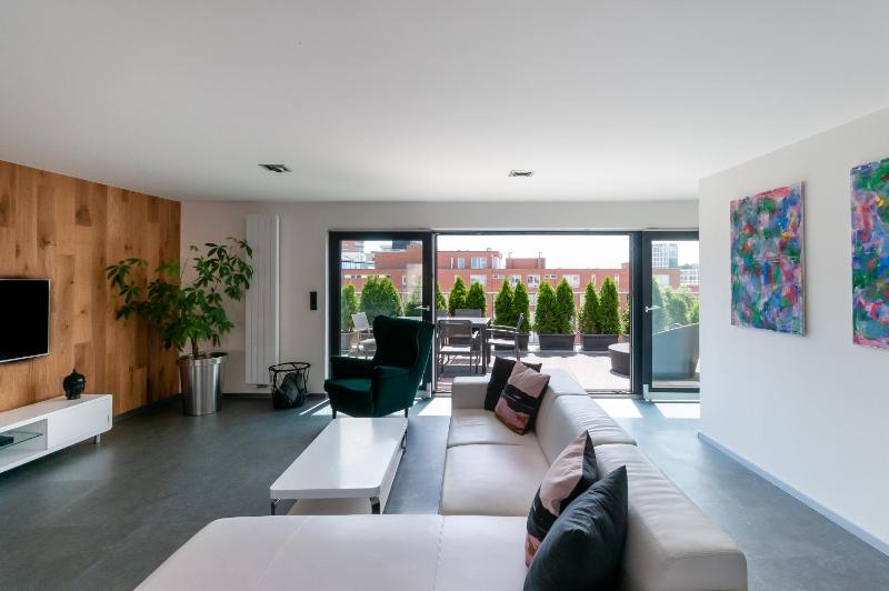 Superior Apartment image 3