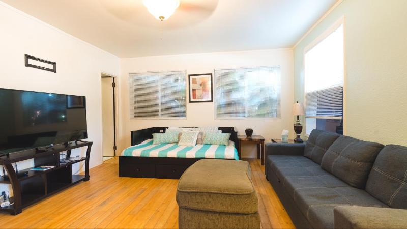 Bungalow image 3