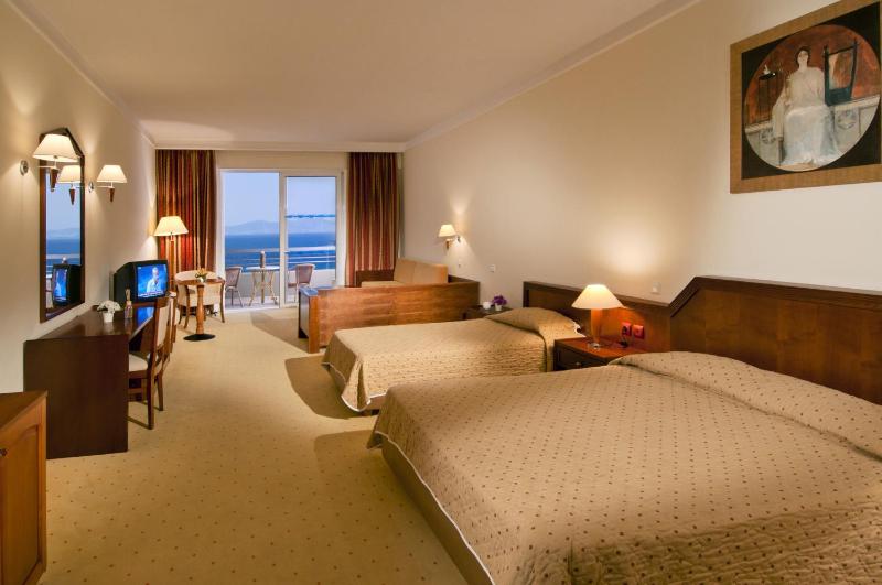 Junior Suite with Sea View image 4