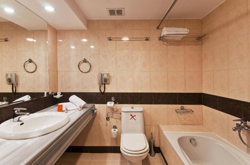 Junior Suite with Sea View image 3