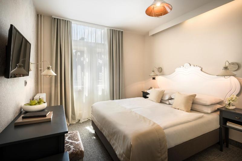 Hotel Lungomare Opatija - by Liburnia Hotels & Villas - image 4
