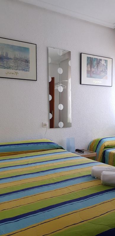 Double Room with Private Bathroom image 2