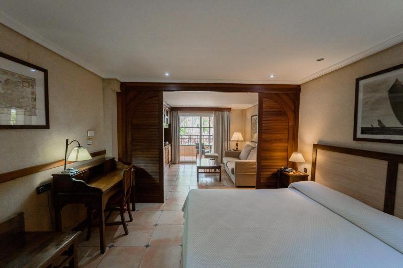Premium Junior Suite (3 Adults Only) image 4