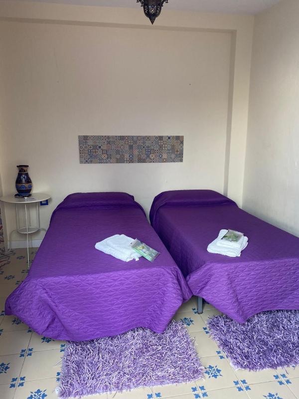 Standard Double Room image 3