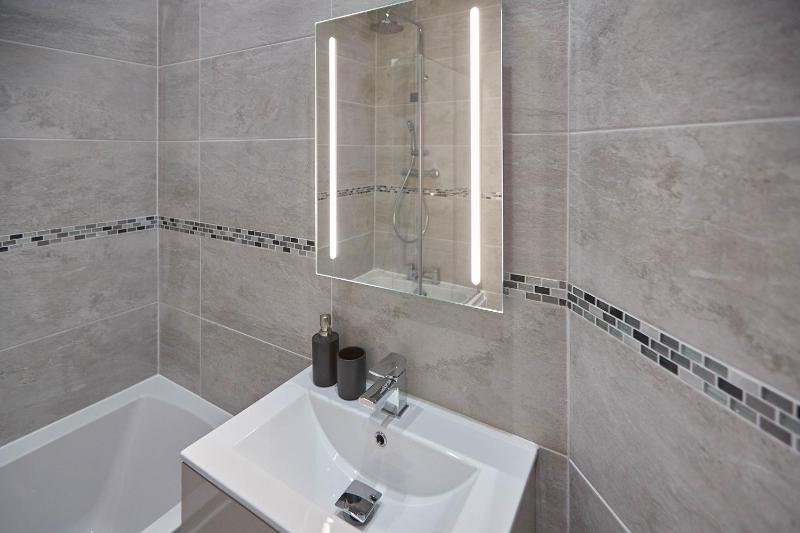 Host & Stay - Green View - image 19