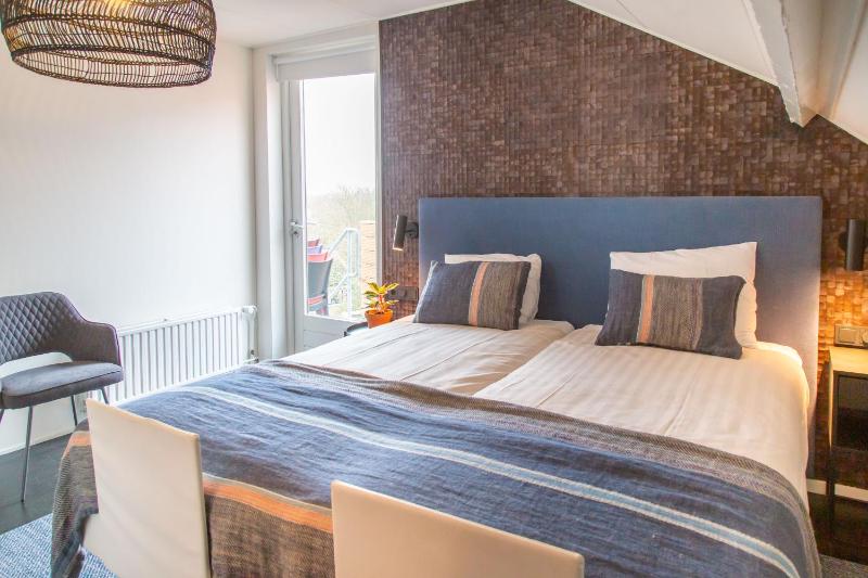 Two-Bedroom Apartment image 3